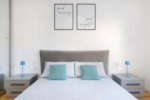 Modern apartment, in the center near see