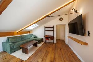 Exclusive Spaccanapoli Penthouse-Terrace with Lift By HouseinNaples