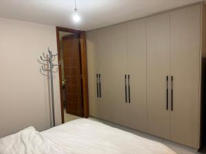 Crescent pearl, westlands