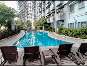 Manhattan Heights Araneta City Cubao QC