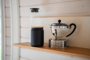 Kugelhaus Kirana - Ruhiges Naturdomizil in runder Bauweise am Waldrand des Tollensesees