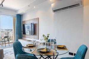 Offshore Suites Apartments in St Julians Centre