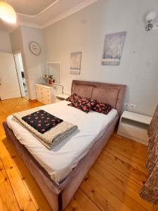 EcoLuxe Penthouse CityView