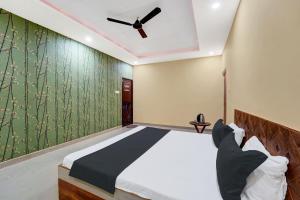 Hotel O UDAAN BANQUET & FILMS