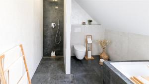 ALFA Stuttgart Einzelzimmer Teeküche Porsche Bosch l Gemeinschaftsbad WIFI SmartTV l Single room with kitchenette and shared bathroom BS21A10