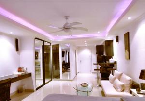 View Talay 6 Apartment