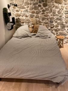 Maison deux chambres avec grand jardin