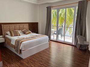 Alma Maldiva, Beach Hotel