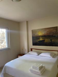 Chic City Retreat - Stylish Apartment in Bllok, Tirana