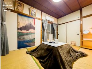 7時IN19時OUT # 池袋駅でのお迎えあり # 上野駅14分 # 日暮里駅10分 # 一棟貸切 # 最大7名 # B # 7 00 IN19 00 OUT # Pick up Ikebukuro # 14 min to Ueno # 10 min to Nippori # Whole house rental # Max 7 # B