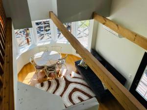 Otto Villa basseini ja saunaga