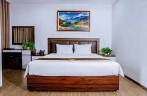 Văn Lâm Hotel