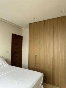 Apartamento de Alto Padrão para Cop 30