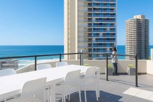 Ocean Getaway 1BR Heated Pool & Netflix