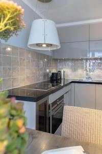 AD3_1b_Mrs_ Ocean II