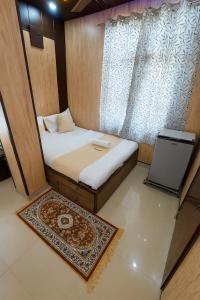 Dev Hotel Mansarovar