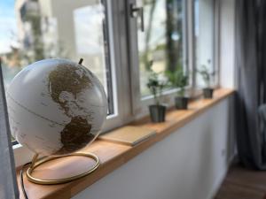 Neu in Dresden Stilvolles Apartment mit Balkon, Küche & Parkplatz