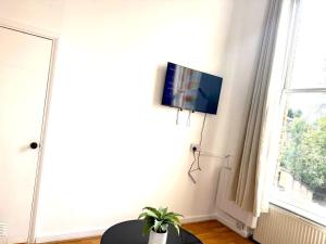 One Bedroom Flat A in Kentish Town