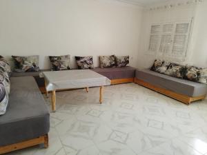 Villa spacieuse 3 chambres à lentrée de la ville