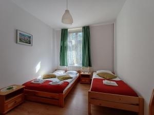 Dworek pod świerkami