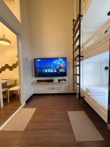 The Camden Place Family Group Apartment Condo Unit