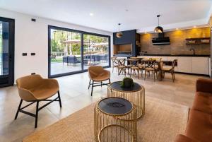 Pucón Infinity Camino al Volcán