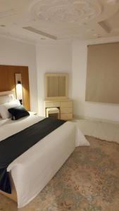 ايوان النبلاء