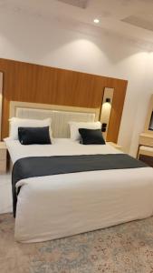 ايوان النبلاء