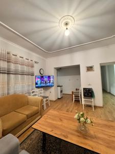 EcoLuxe Home Tropoja