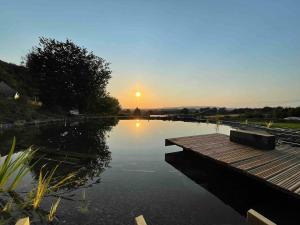 Sauna, Hot Tub & Cold Plunge Pyramid Escape