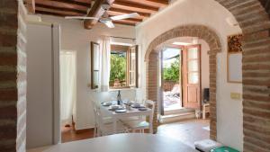 Alloggio Val Dorcia con Balcone Panoramico 6 Posti Letto