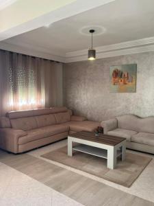 Appartement calme et lumineux à Harhoura