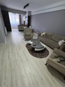 Apartament modern 2 camere, Parcul Zăvoi