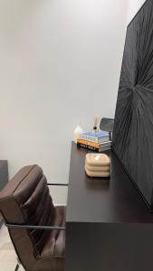 شقة فندقية فخمة- موقف أرضي خاص -دخول ذاتي