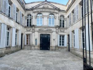 La Cour du Palais
