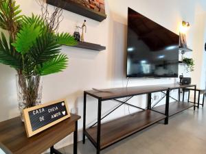 New house, with swimming pool 5 min from the beach on foot!