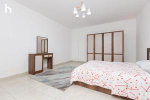 Host Prime Three Bedrooms Rehab city