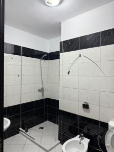 Urban Apartment Kamëz