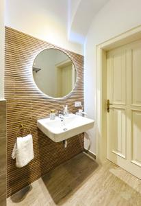 Villa Romana Apartments with Terrace & Private Entrance