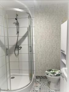 Apartament w Pobliżu Piotrkowskiej, Własny Parking, Parter, Bez Sąsiadów, Spokój i wygoda