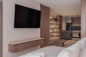 Modern & Elegant Loft in El Poblado 217