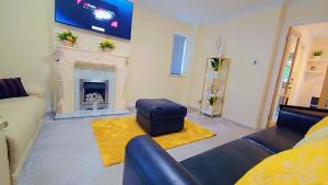 Modern luxury 3-bedroom guesthouse in Wigan