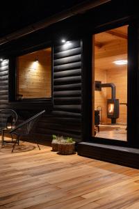 Black Cabin Lokve