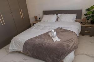 New Modern 3BRM APT 5 Min Walk-to Paceville Nightlife Nearby