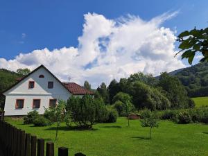 Chalupa u ztraceného potoka