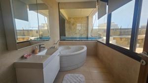 Lunzjata Mansions Penthouse