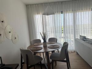 Cozy Apt Steps from Los Corales Beach