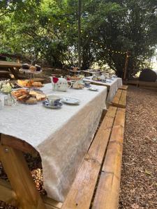 The Warm Hearth 18th Century, 15 acre Countryside Estate