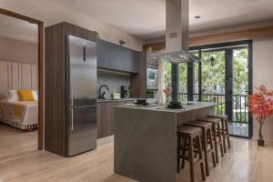 2BR Oasis in Tulum | Rooftop Pool • Wi-Fi• Parking