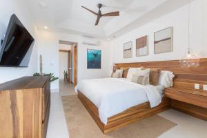 Salty Living - Tamarindo Hills